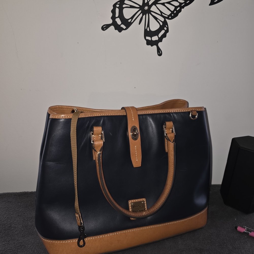 Dooney & Bourke Perry Satchel in elegant MIDNIGHT BLUE - Picture 9 of 9